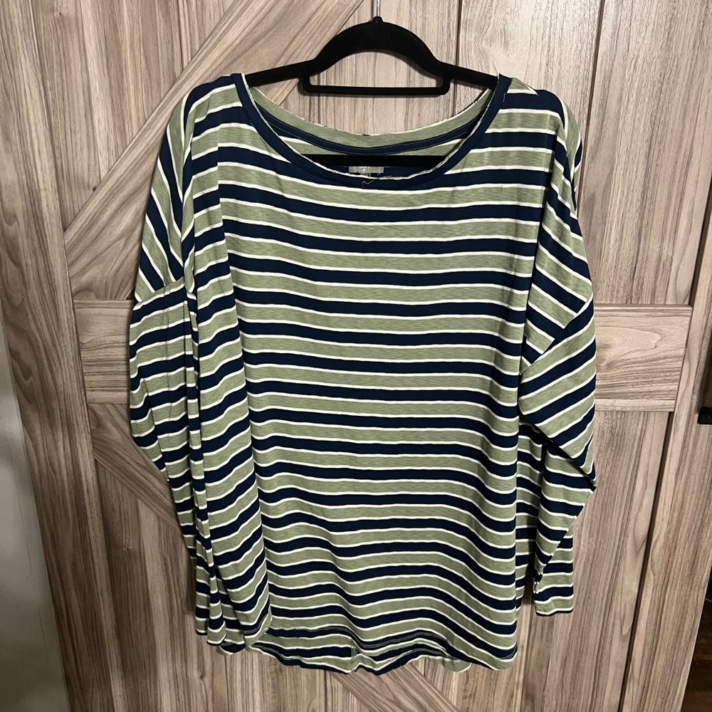 NEW w/o tags olive green/navy blue stripe - high/low hem line - frayed neckline